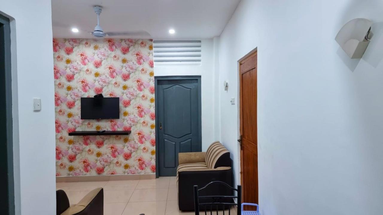 Ferienwohnung Bamba Flat Colombo Exterior foto