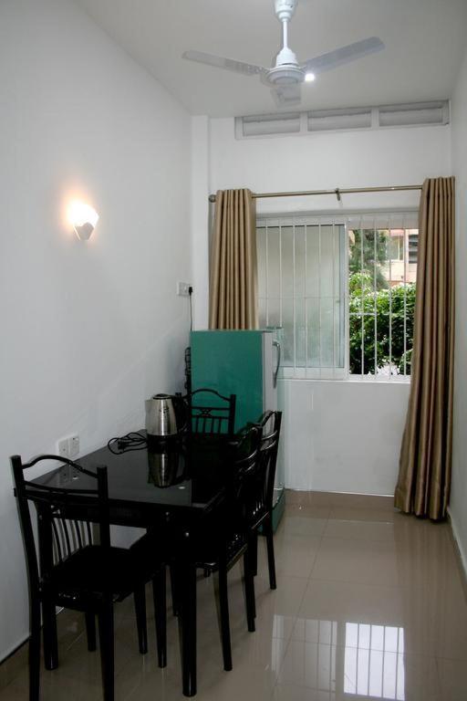 Ferienwohnung Bamba Flat Colombo Exterior foto